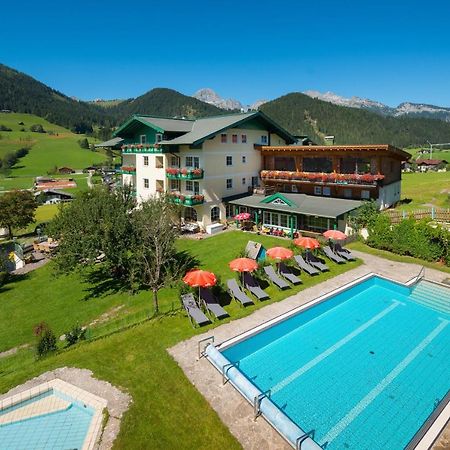 Wohlfuehlresort Und Feriengut Martinerhof Санкт-Мартин-ам-Тенненгебирге Экстерьер фото