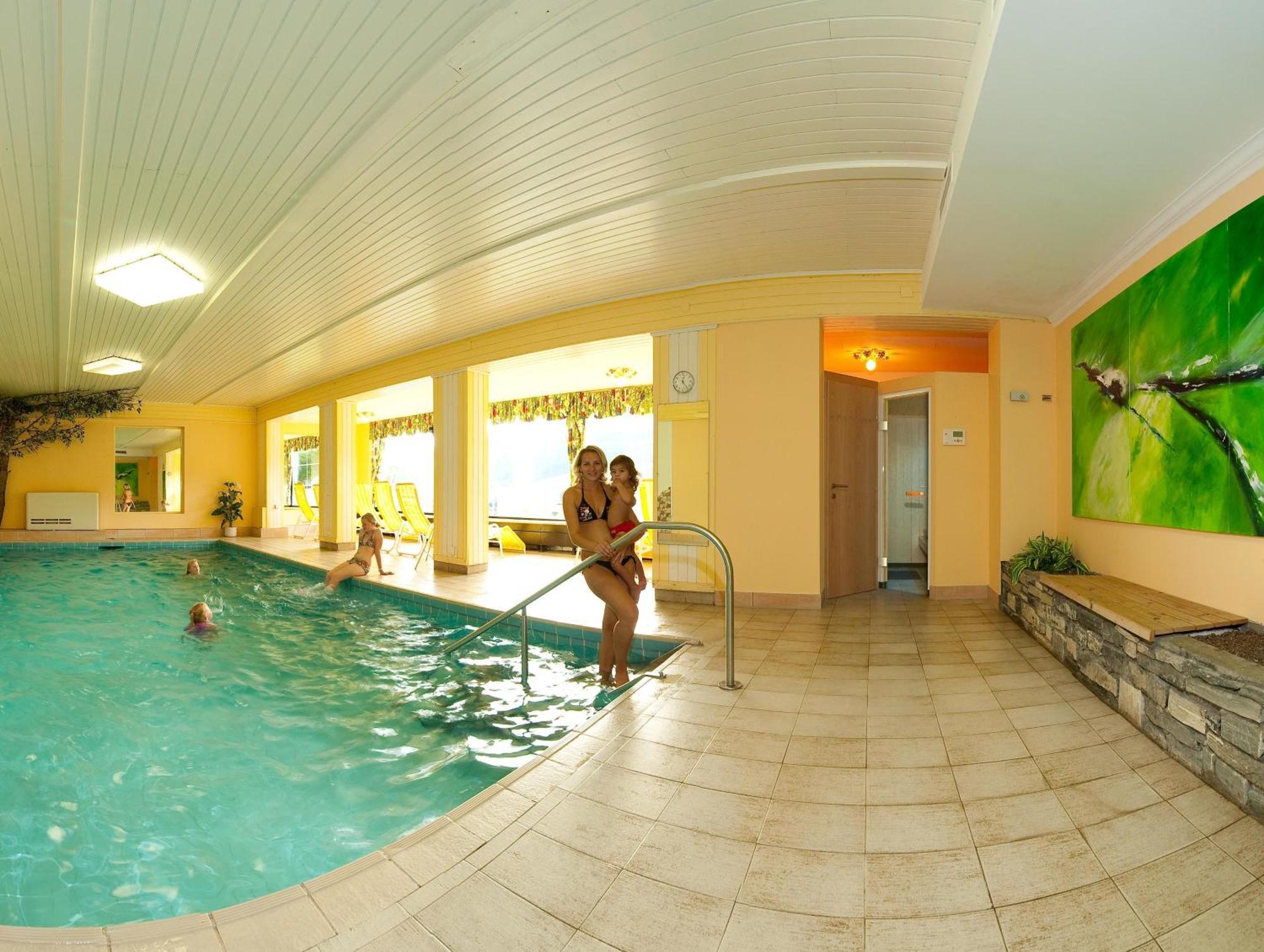 Wohlfuehlresort Und Feriengut Martinerhof Санкт-Мартин-ам-Тенненгебирге Экстерьер фото