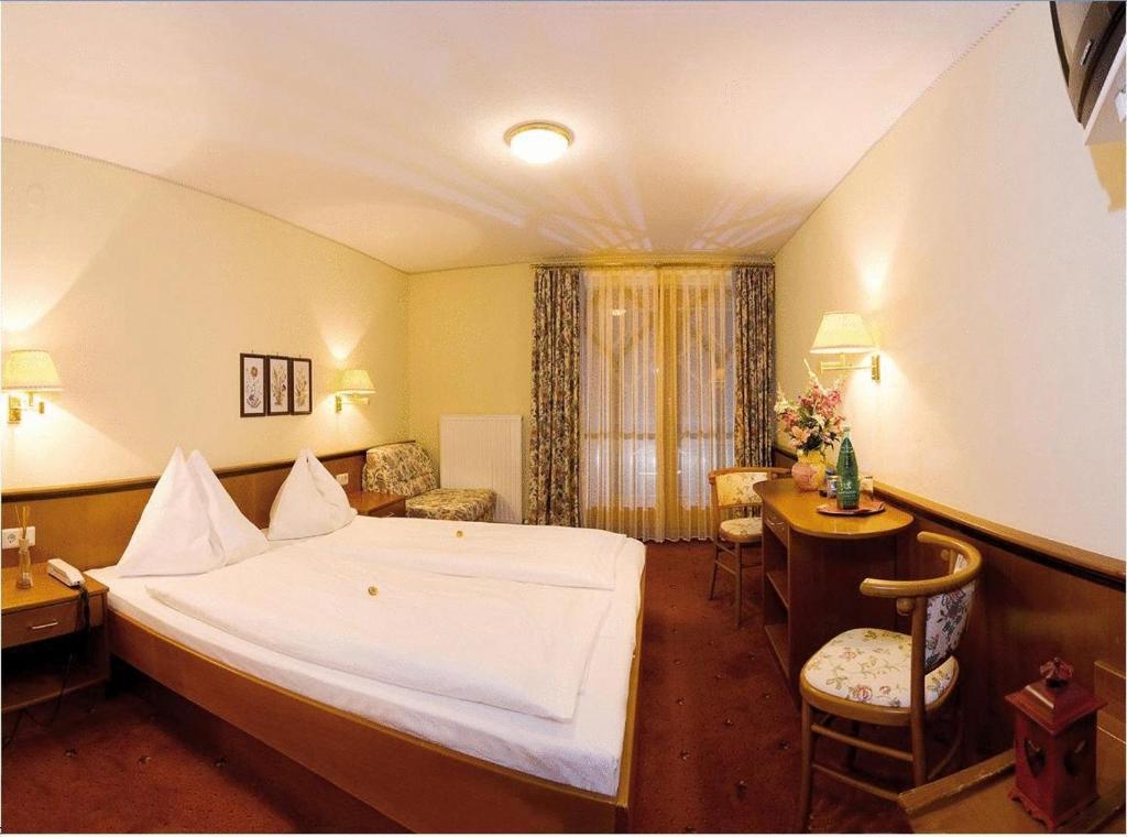 Wohlfuehlresort Und Feriengut Martinerhof Санкт-Мартин-ам-Тенненгебирге Экстерьер фото
